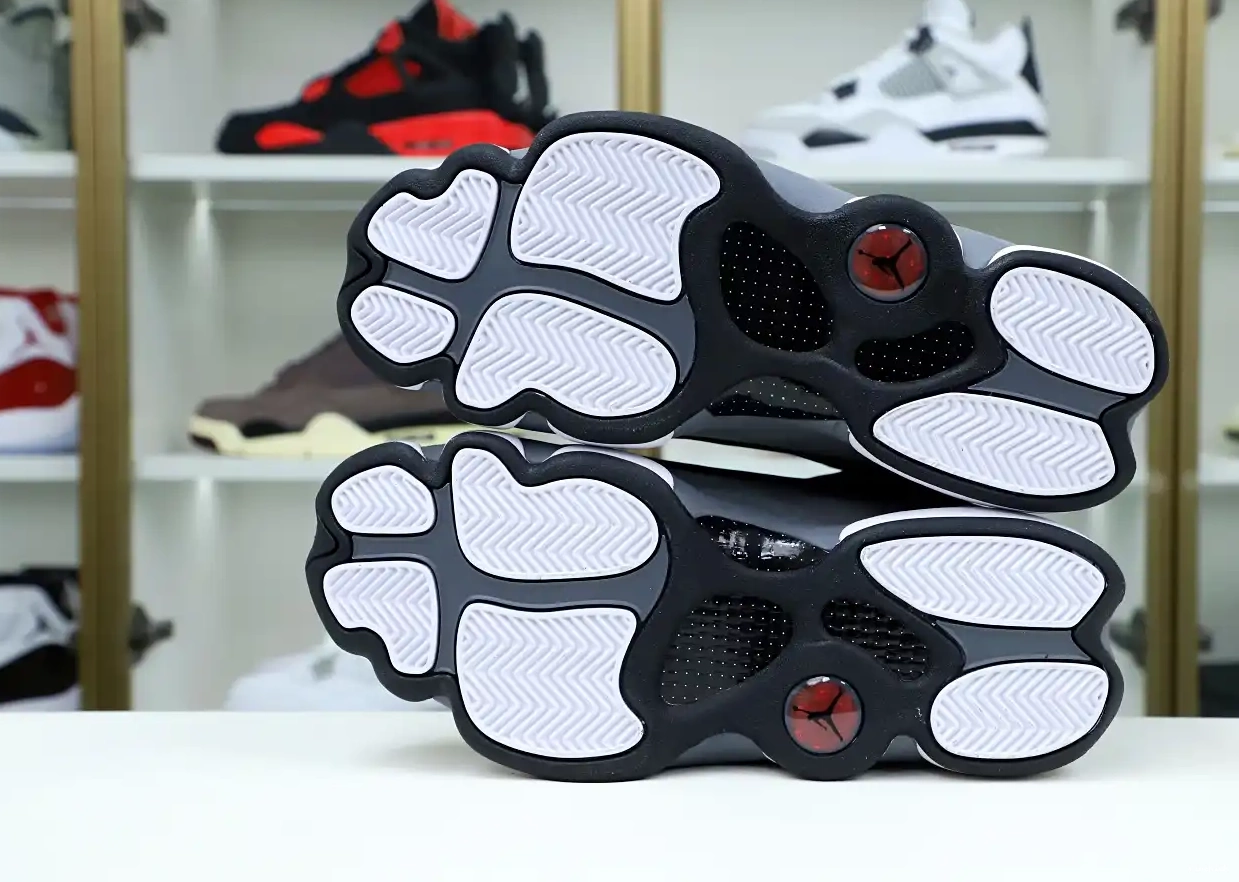 13 Jordan 